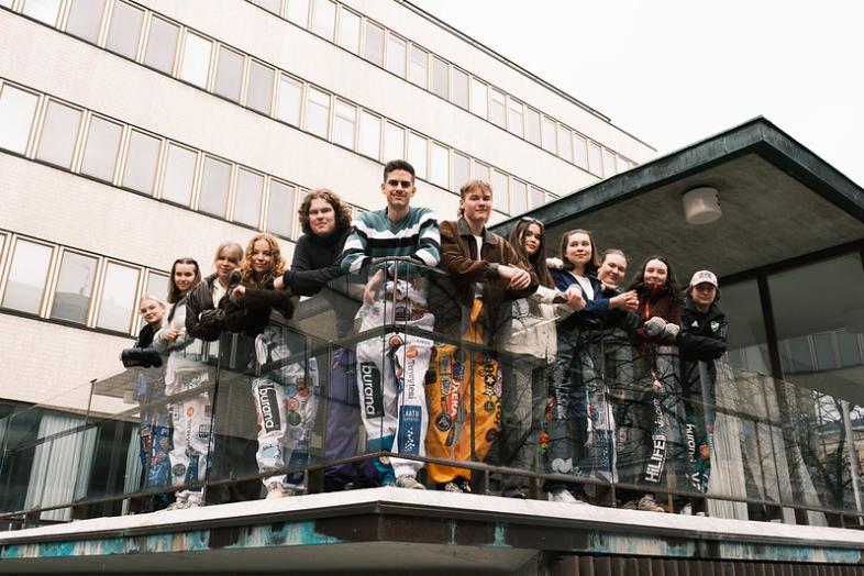 Tuutoreita Porthanian parvekkeella
